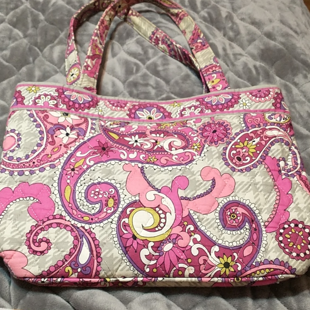 Vera Bradley purse pink pattern